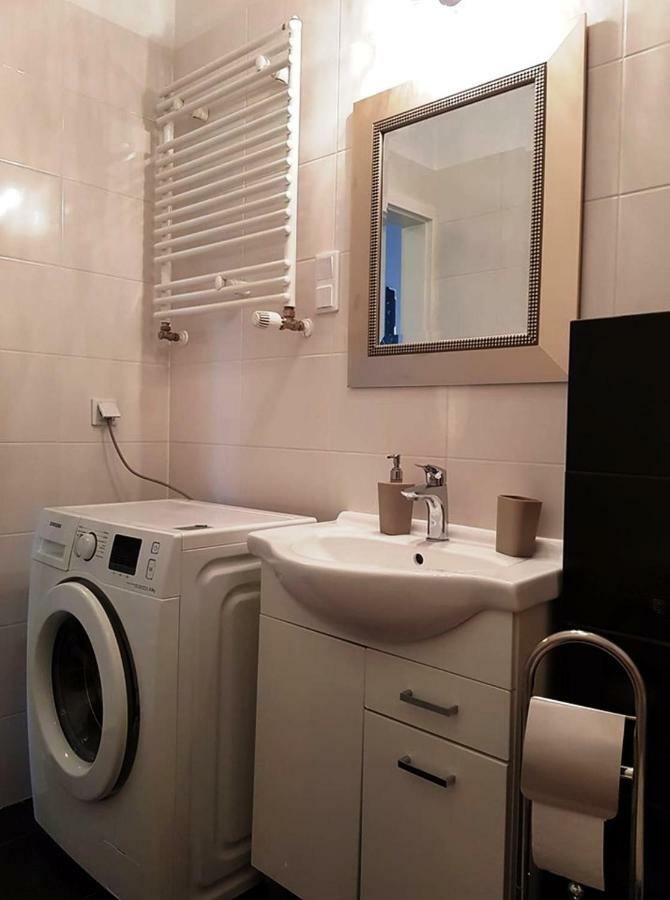 Апартаменти Apartament "Cleopatra 3" Z Miejscem Parkingowym, Faktury Vat Кельце Екстер'єр фото